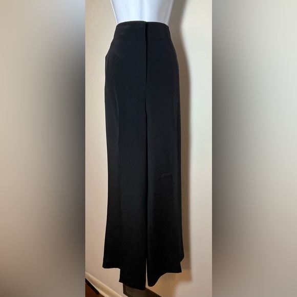 NWT!!! St. John Sleek Black Pants with Pockets - Picture 2 of 12